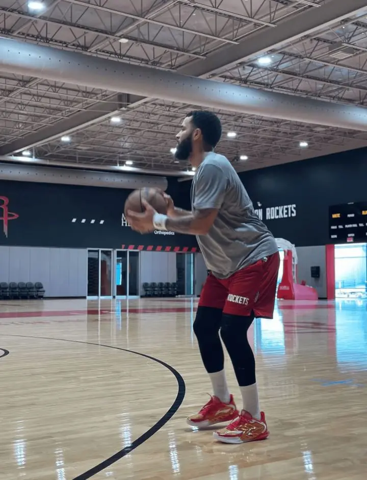 新赛季的火, 申京虽然进