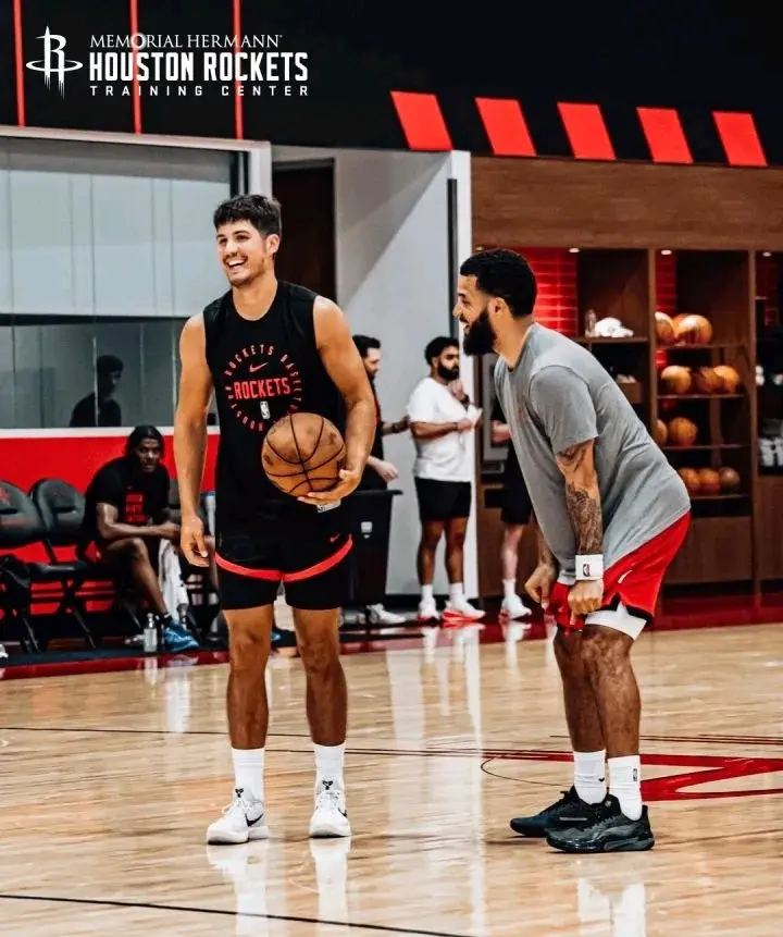 新赛季火箭, 最关键和可