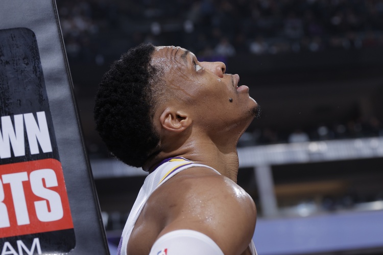 他们都会说, 你去采访泰 他们都会说, 你去采访泰