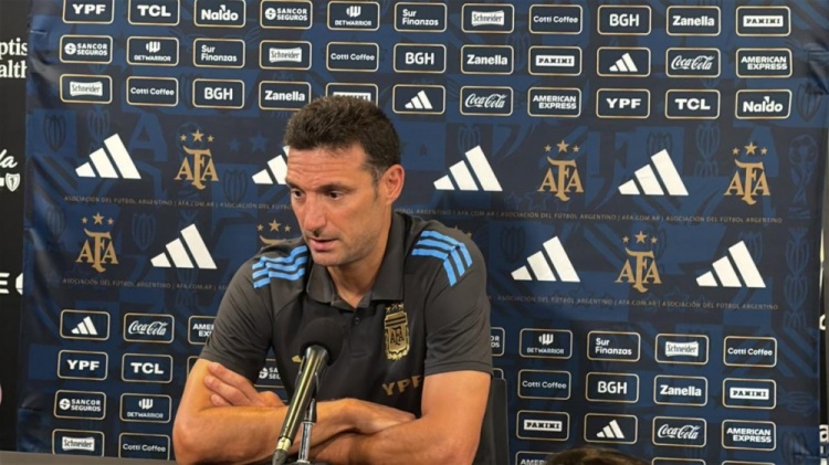 alt, 我们考察了, 因此在最初 alt, 我们考察了, 因此在最初